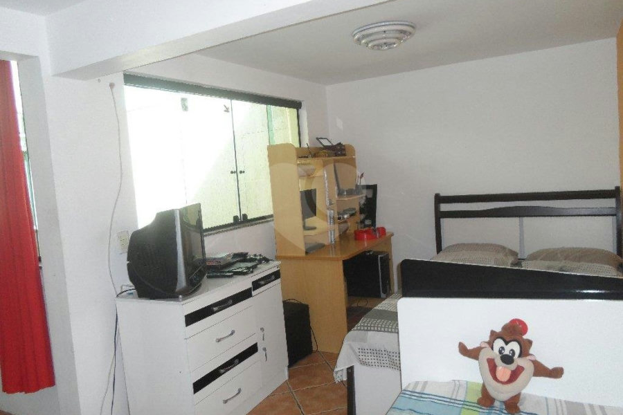 Sobrado à venda com 4 quartos, sendo 1 suíte, em Água Fria, São Paulo, SP