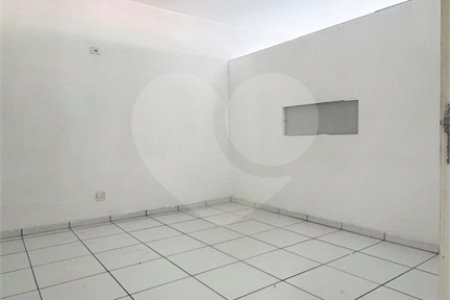Prédio para alugar no Centro, Poá, SP