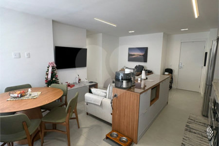 Apartamento à venda com 3 quartos, sendo 1 suíte, em Barra Funda, São Paulo, SP