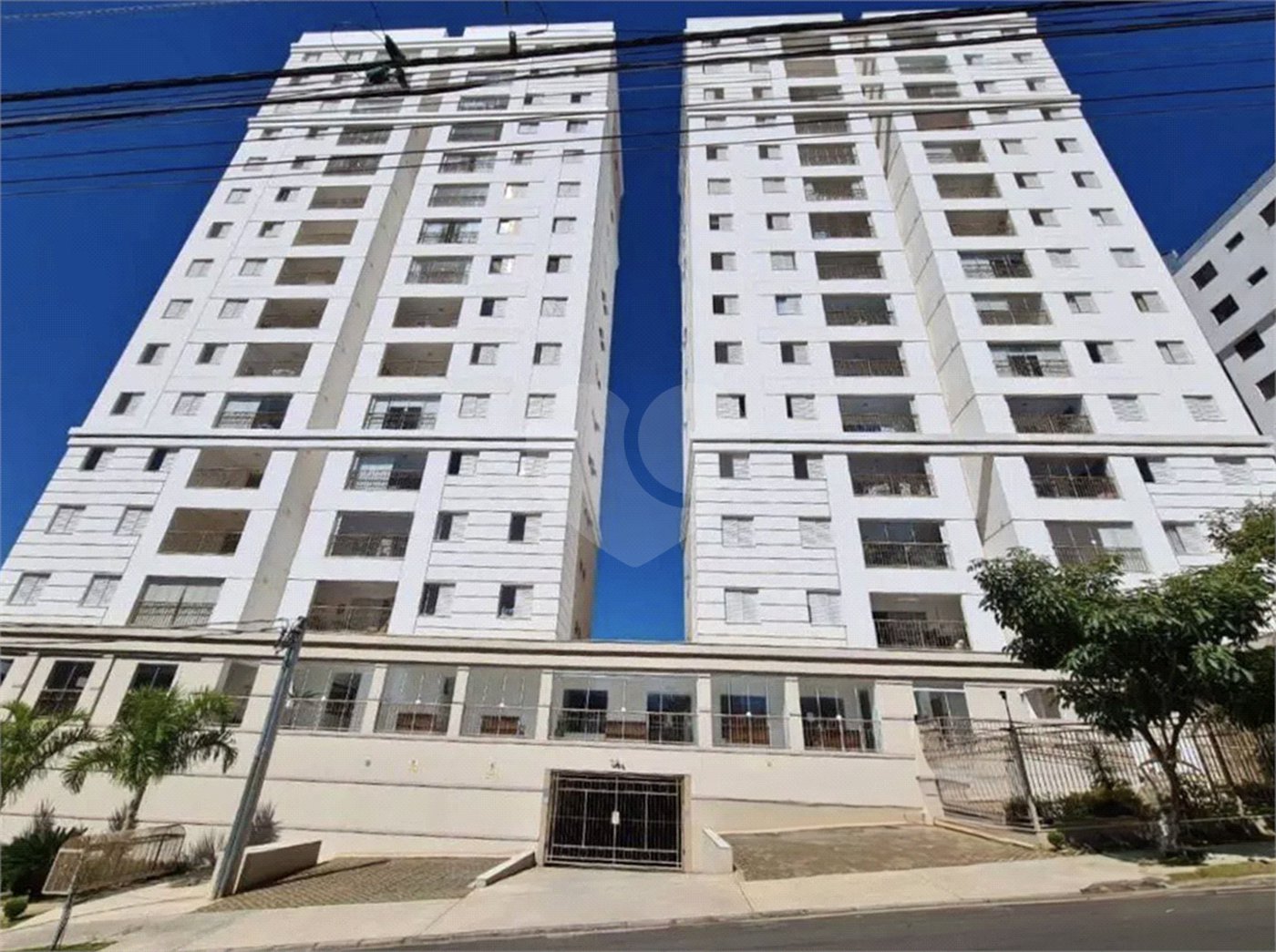 Apartamento à venda com 3 quartos, sendo 1 suíte, em Vila Leão, Sorocaba, SP