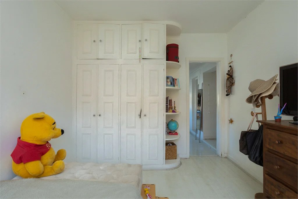 Sobrado à venda com 4 quartos, sendo 2 suítes, em Vila Madalena, São Paulo, SP