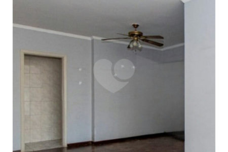 Apartamento à venda com 2 quartos em Cerqueira César, São Paulo, SP