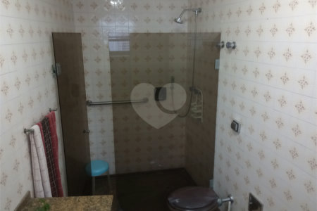 Casa à venda ou para alugar com 2 suítes em Saúde, São Paulo, SP