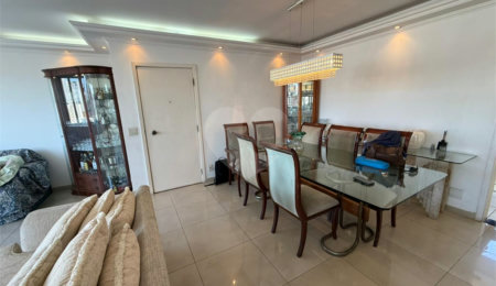 Apartamento à venda com 4 quartos, sendo 1 suíte,  em Indianópolis, São Paulo, SP
