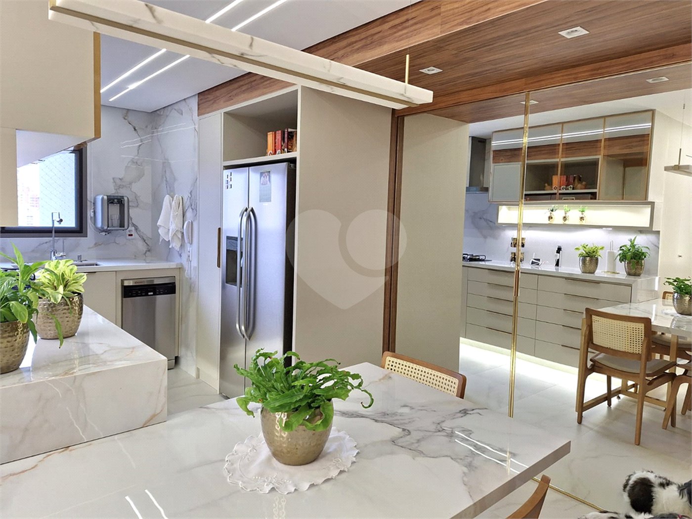 Apartamento à venda com 4 quartos, sendo 2 suítes,  em Chácara Flora, São Paulo, SP