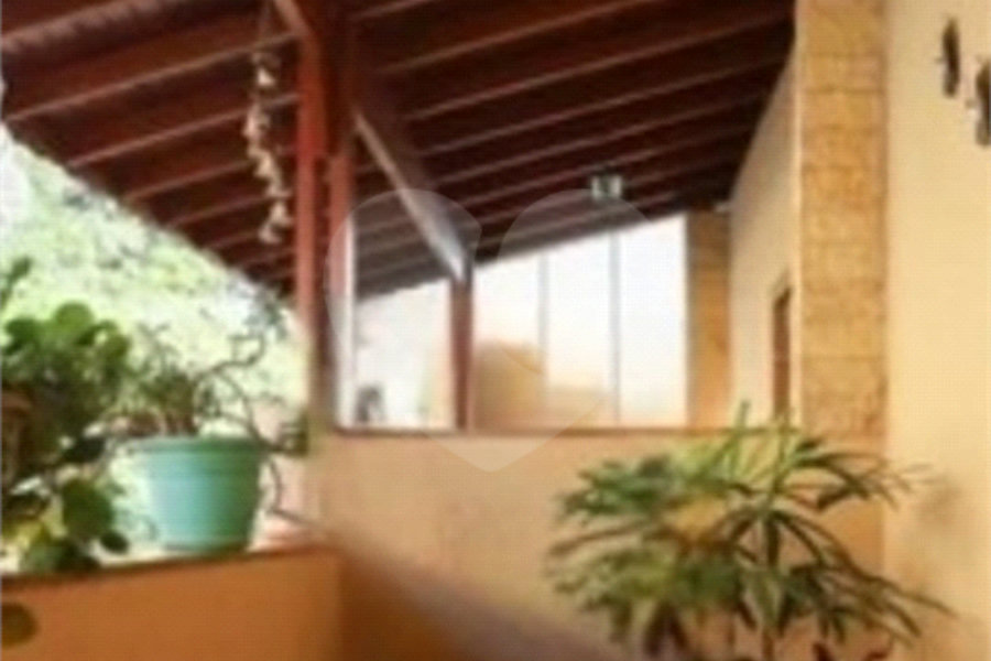 Casa à venda com 3 suítes em Mandaqui, São Paulo, SP