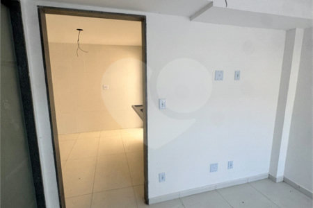Casa à venda com 2 quartos em Cosmos, Rio de Janeiro, RJ