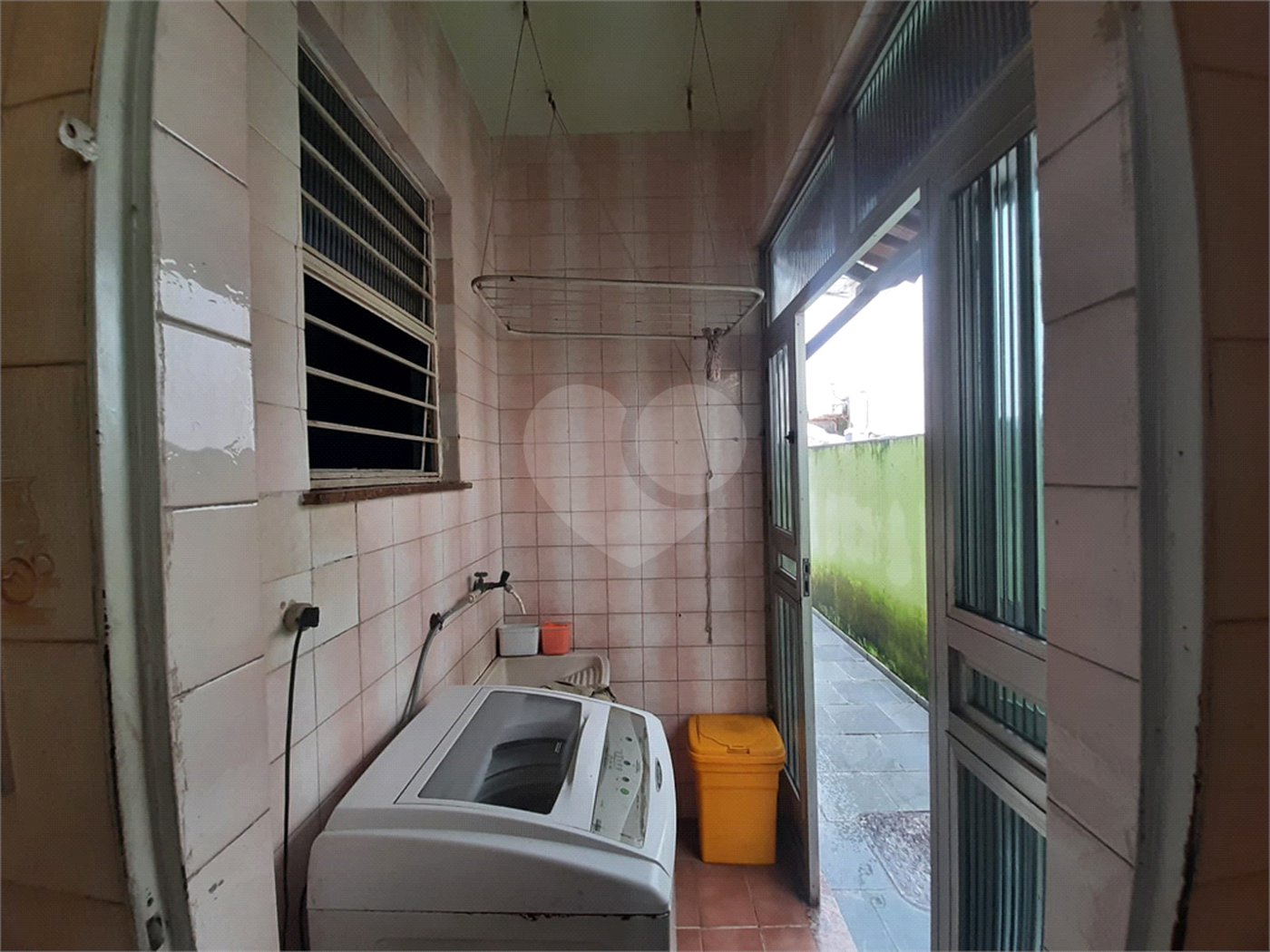 Casa à venda com 3 quartos, sendo 1 suíte, em Campo Grande, Rio de Janeiro, RJ