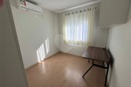 Apartamento para alugar com 3 quartos, sendo 1 suíte,  em Pinheiros, São Paulo, SP