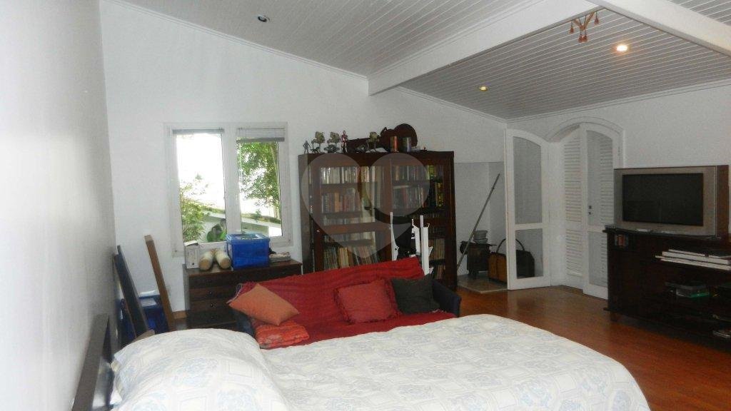 Casa Térrea à venda com 4 suítes em Alto da Boa Vista, São Paulo, SP
