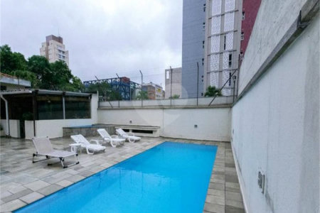 Apartamento à venda com 2 quartos, sendo 1 suíte, em Vila Olímpia, São Paulo, SP