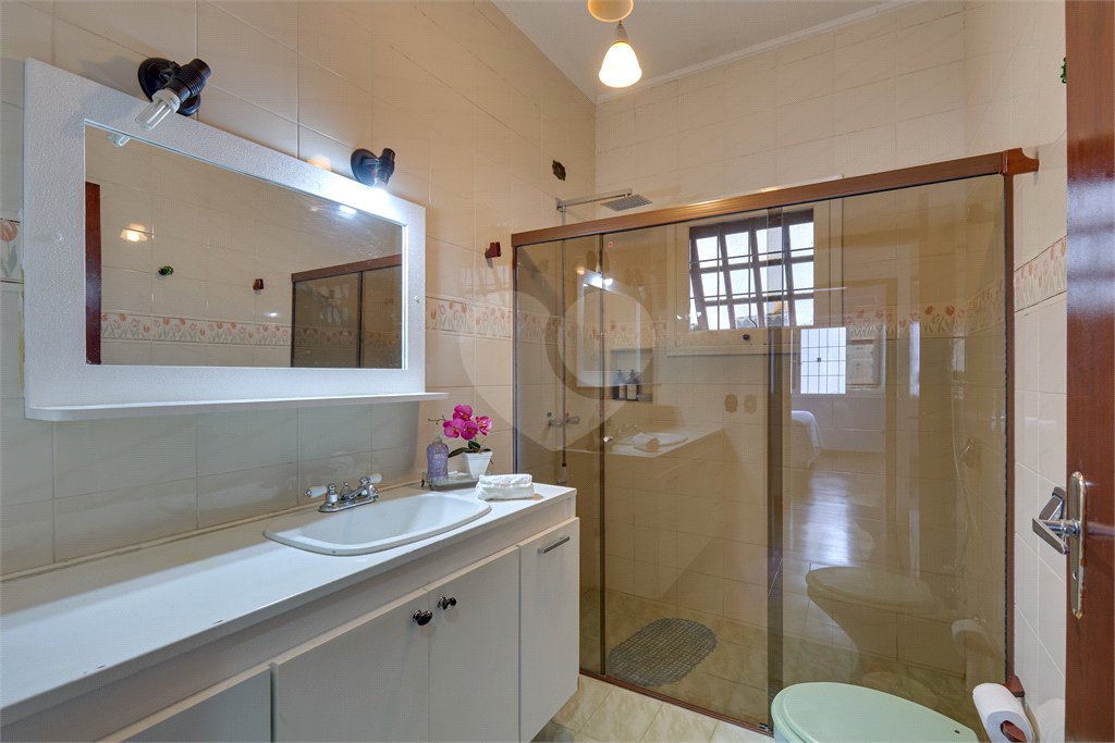 Casa Térrea à venda com 3 quartos, sendo 1 suíte, em Interlagos, São Paulo, SP