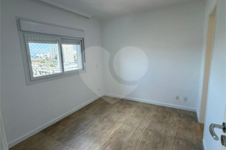 Apartamento à venda com 3 quartos, sendo 1 suíte, em Jardim Aeroporto, São Paulo, SP