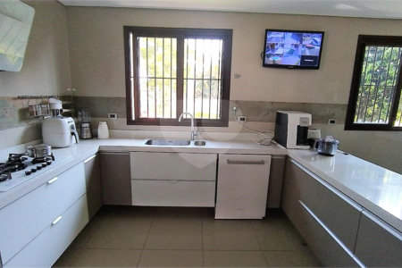 Chácara à venda com 6 quartos, sendo 4 suítes,  em Pinheirinho, Vinhedo, SP