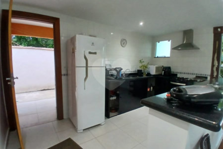 Casa para alugar com 4 suítes em Marina, Armação dos Búzios, RJ