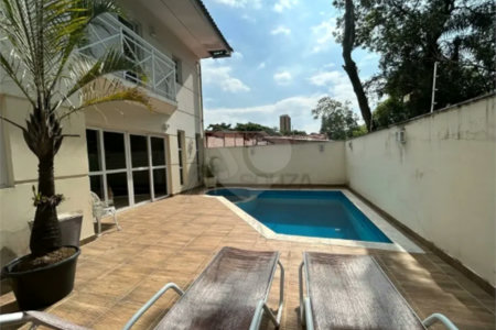 Casa à venda com 4 quartos, sendo 3 suítes, no condomínio Residencial Nova Cantareira, São Paulo - SP