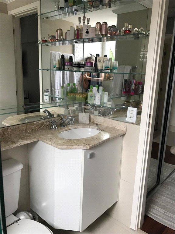 Apartamento à venda com 3 quartos, sendo 1 suíte,  em Lar São Paulo, São Paulo, SP