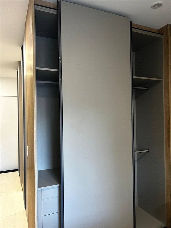Apartamento à venda com 1 quarto em Jardim das Acácias, São Paulo, SP