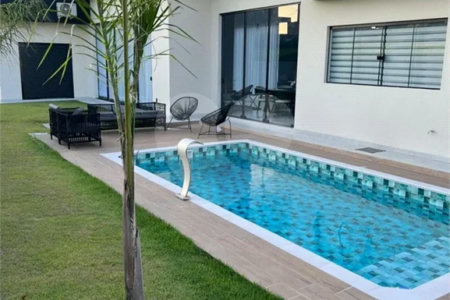 Casa à venda com 3 suítes no condomínio Terra Caxambu, Jundiaí - SP
