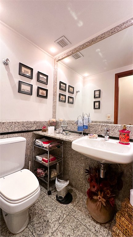Apartamento à venda com 3 quartos, sendo 2 suítes, em Morumbi, São Paulo, SP