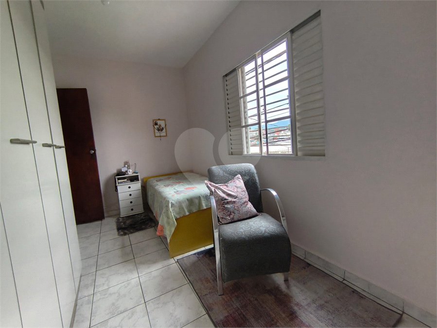 Sobrado à venda com 3 quartos no Brasilândia, São Paulo, SP