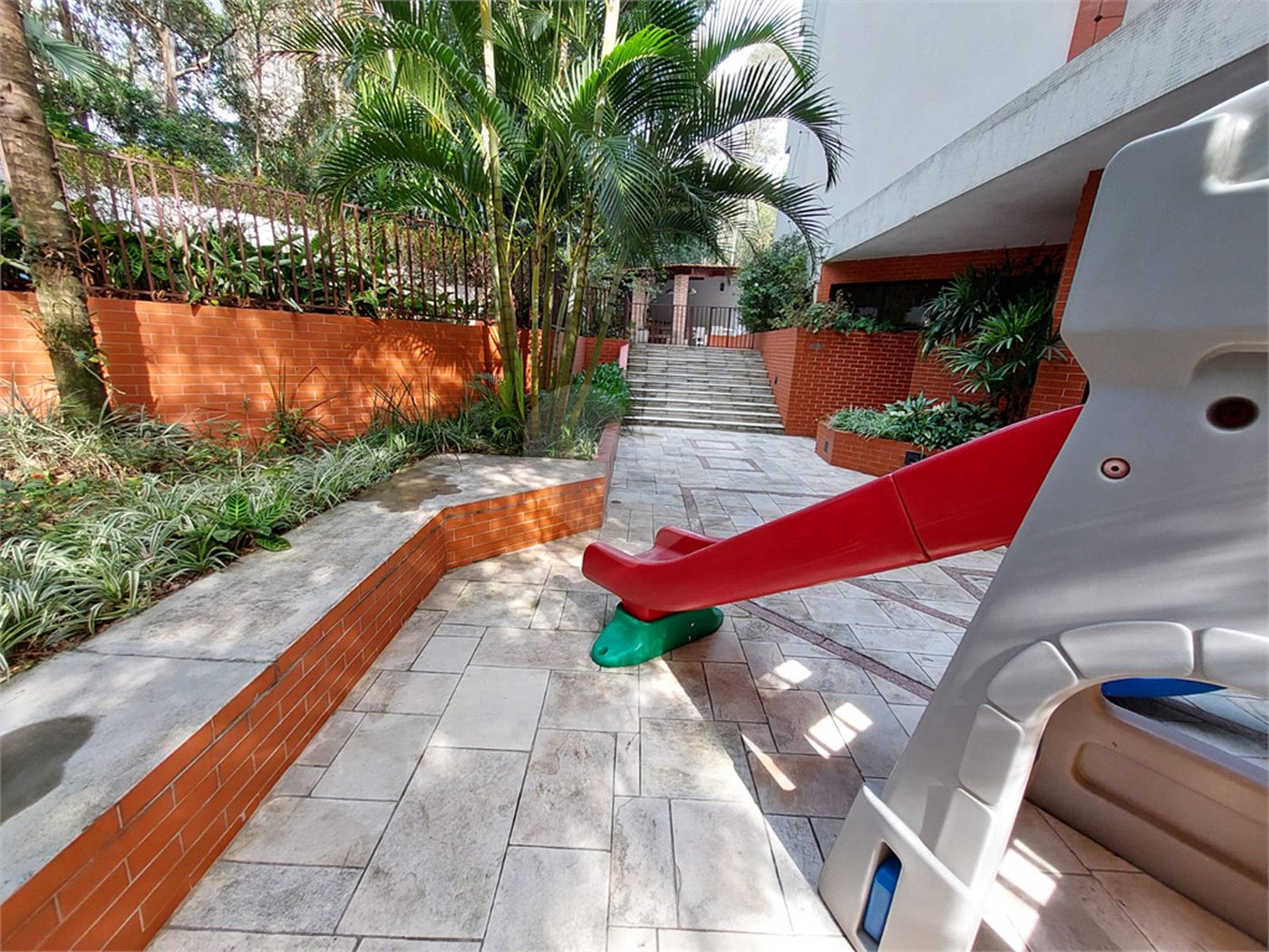 Apartamento á venda 3 dormitórios Vila Andrade, São Paulo - SP