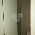 Casa à venda com 3 quartos, sendo 1 suíte, no condomínio Vila das Macieiras, São Paulo - SP