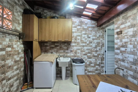 Sobrado à venda com 2 suítes em Jardim Cláudia, São Paulo, SP