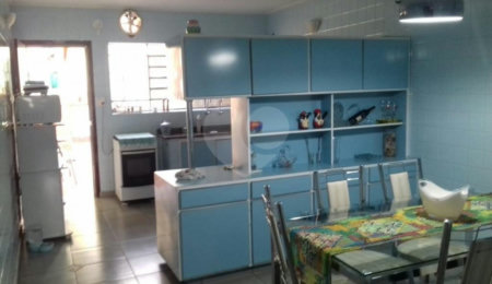 Sobrado à venda com 3 quartos em Vila Guilherme, São Paulo, SP
