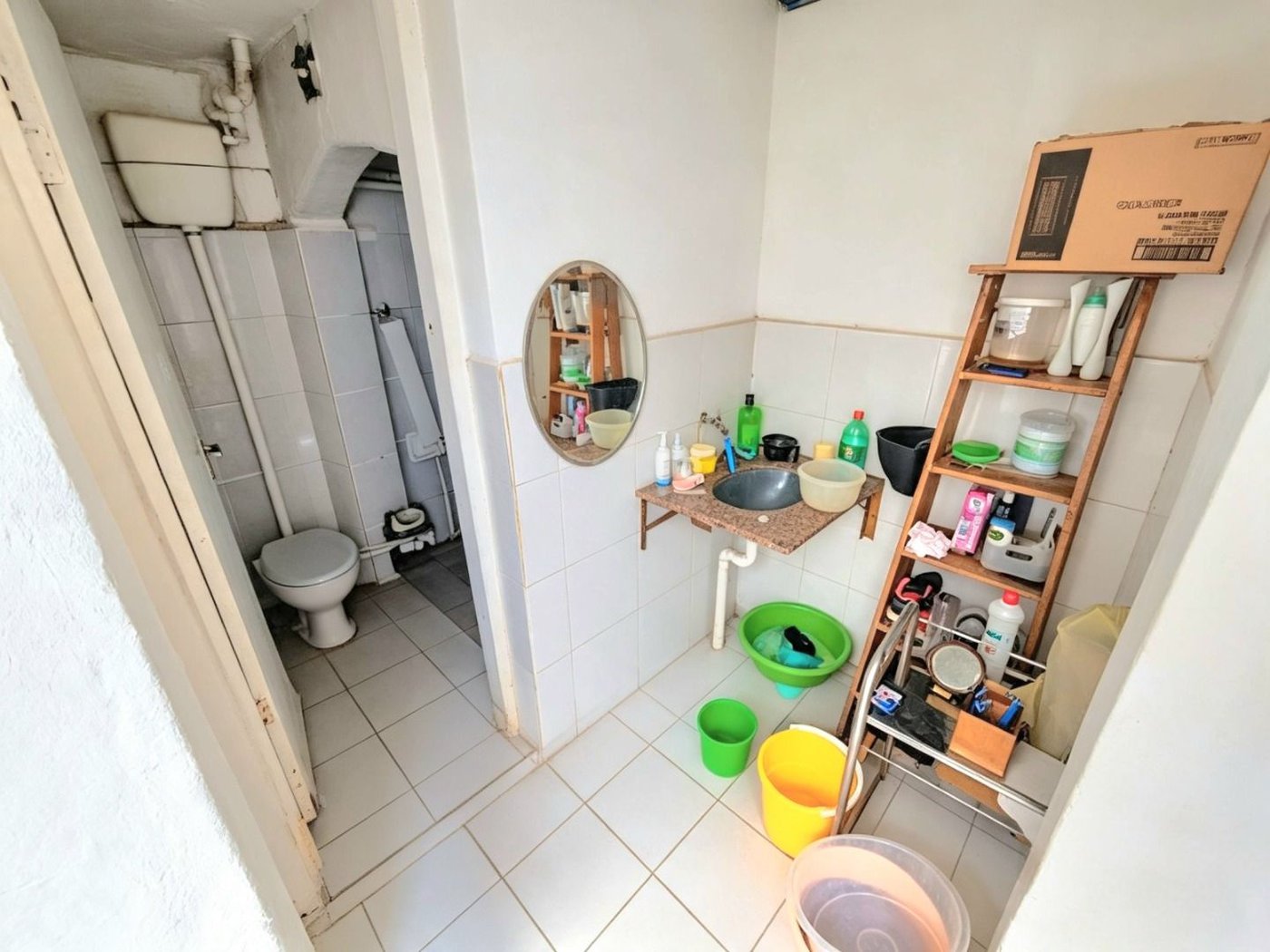 Casa com 3 dormitórios à venda, 119 m² por R$ 689.000,00 - Pompéia - Santos/SP