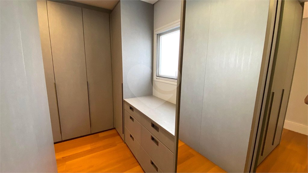 Casa à venda com 4 suítes no condomínio Portal Horizonte, Bragança Paulista - SP