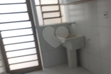 Casa à venda com 3 quartos, sendo 1 suíte, no Centro, Mogi das Cruzes, SP