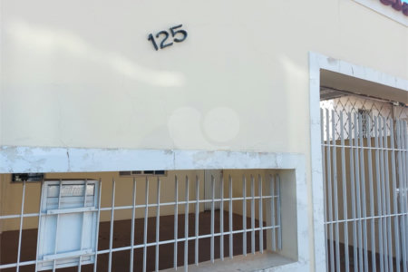 Casa de Vila à venda com 5 quartos, sendo 1 suíte, em Vila Martina, Valinhos, SP