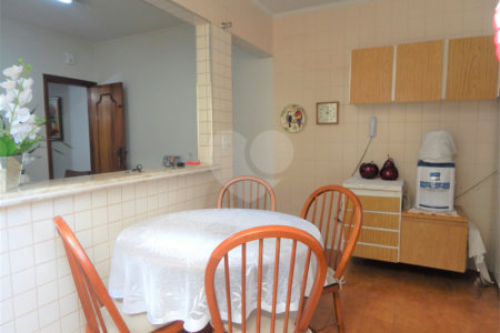 Sobrado à venda com 4 quartos, sendo 1 suíte, em Chácara Santo Antônio (zona Sul), São Paulo, SP