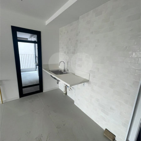Apartamento à venda com 2 suítes em Pinheiros, São Paulo, SP