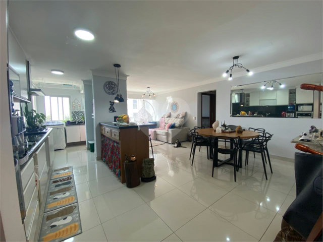 Apartamento à venda com 2 quartos, sendo 1 suíte,  em Campo Grande, São Paulo, SP