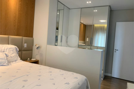 Apartamento à venda com 3 suítes em Lapa, São Paulo, SP