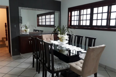 Sobrado à venda com 3 quartos, sendo 1 suíte, em Vila Suzana, São Paulo, SP