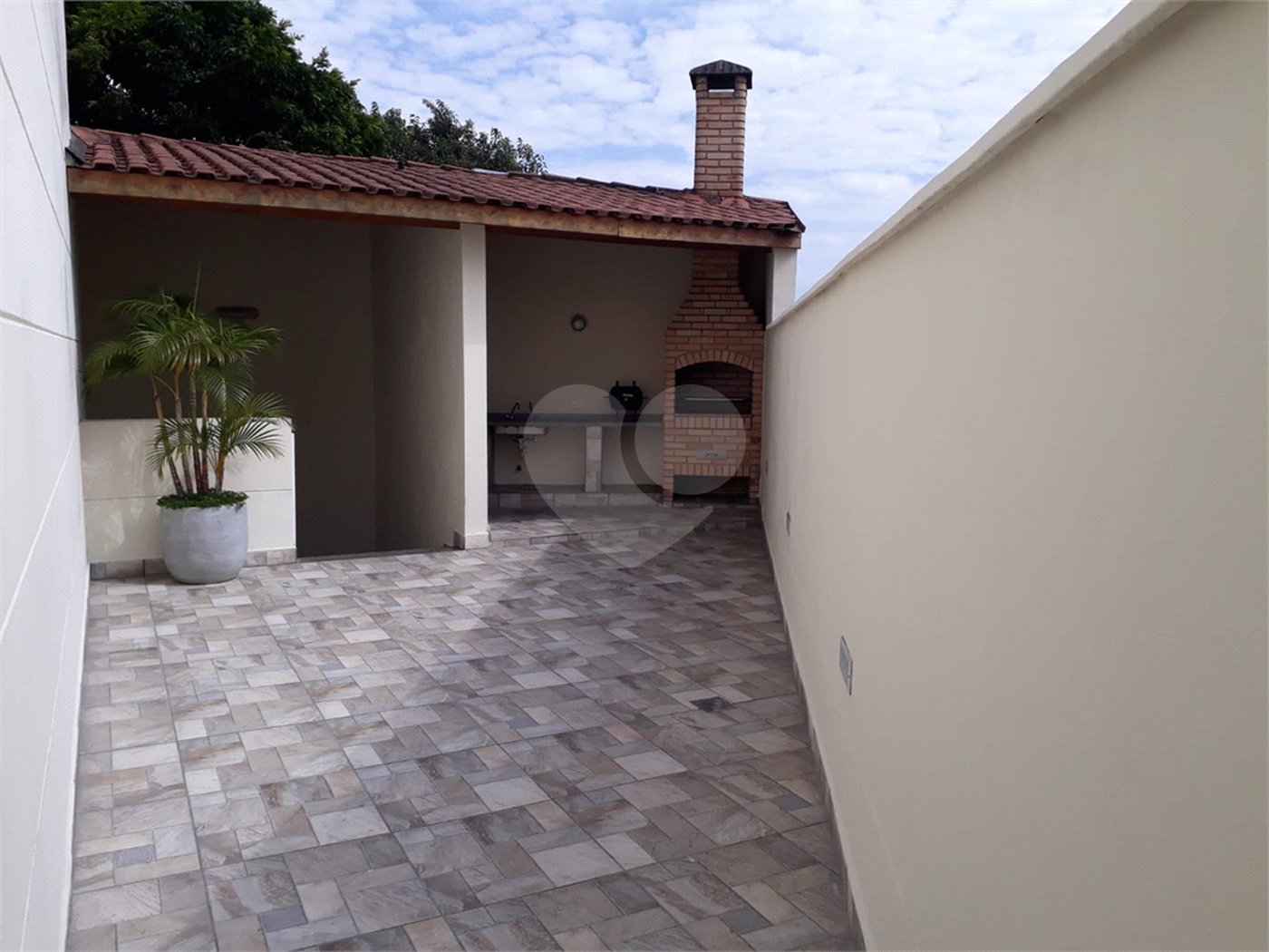 Casa à venda com 3 quartos, sendo 2 suítes,  no condomínio Residencial Villagio Del Cuore, São Paulo - SP