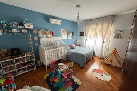 Casa com 4 quartos próxima á Santa Casa