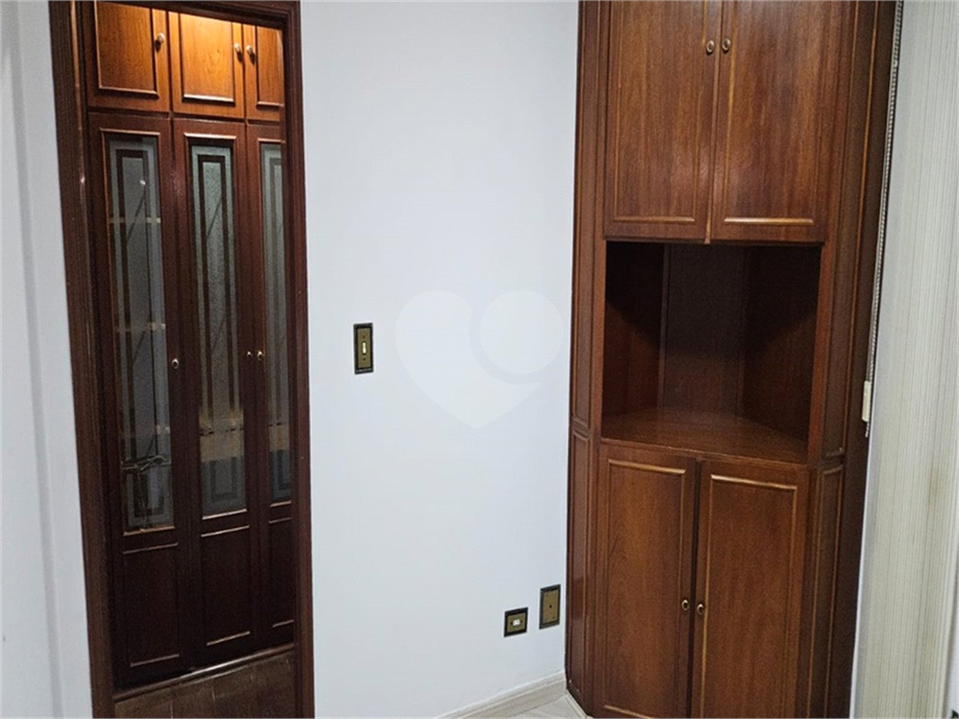 Apartamento à venda com 3 quartos, sendo 1 suíte, em Anália Franco, São Paulo, SP