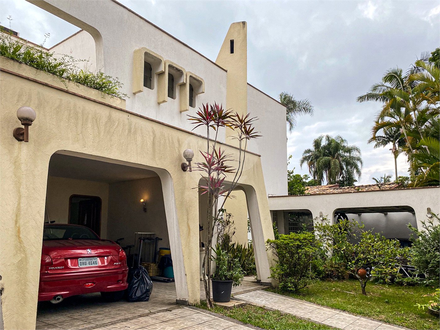 Casa à venda com 5 quartos, sendo 3 suítes, em Brooklin, São Paulo, SP