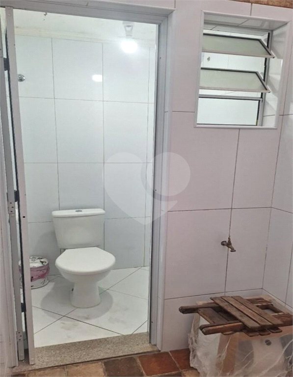 Sobrado à venda com 5 quartos, sendo 2 suítes, em Cidade Satélite Santa Bárbara, São Paulo, SP