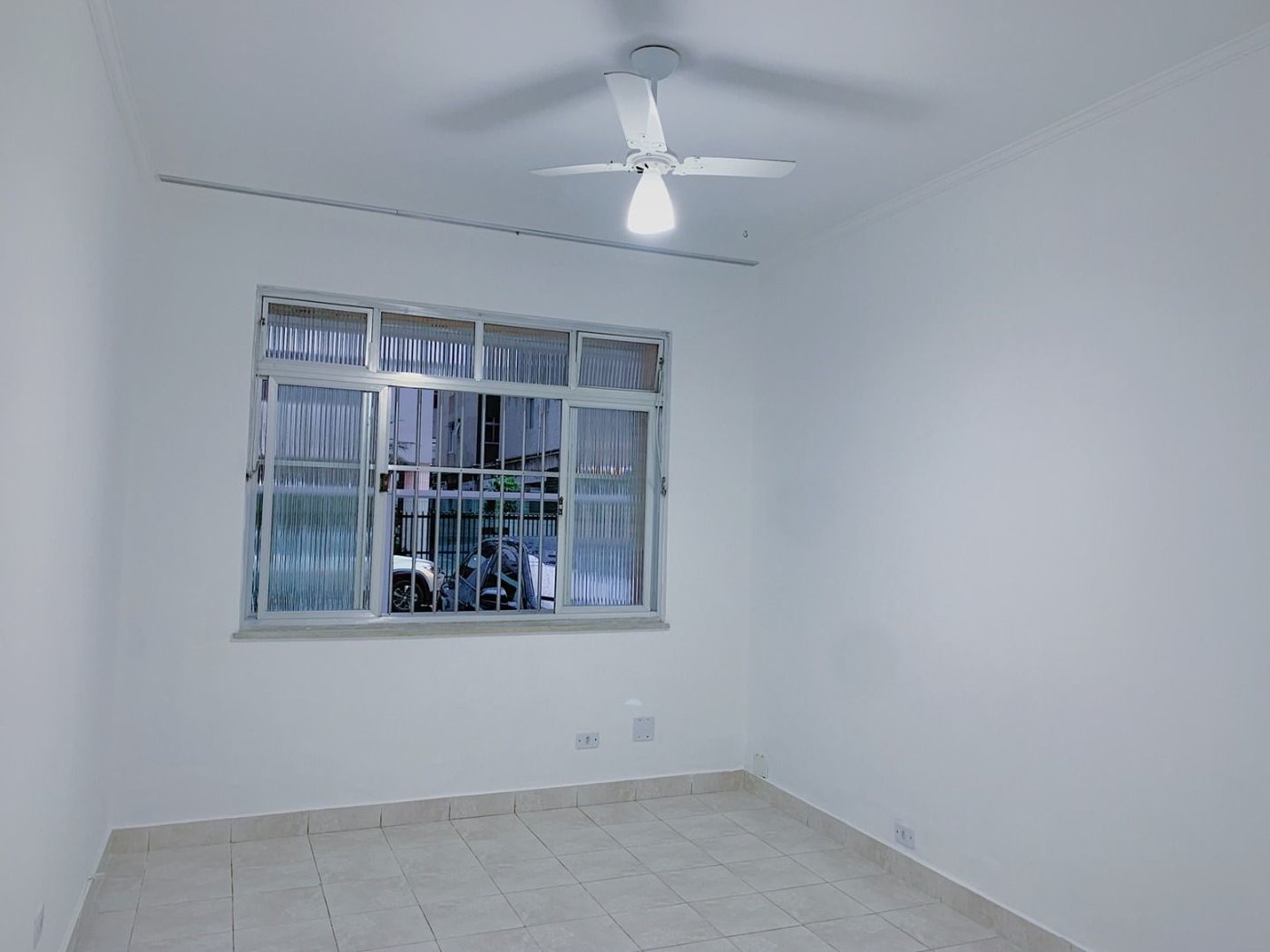 Apartamento com 2 dormitórios à venda, 76 m² por R$ 490.000,00 - Boqueirão - Santos/SP