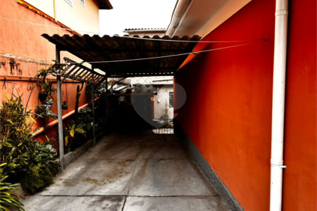 Casa Térrea à venda com 4 quartos, sendo 1 suíte, em Vila Germinal, São Paulo, SP