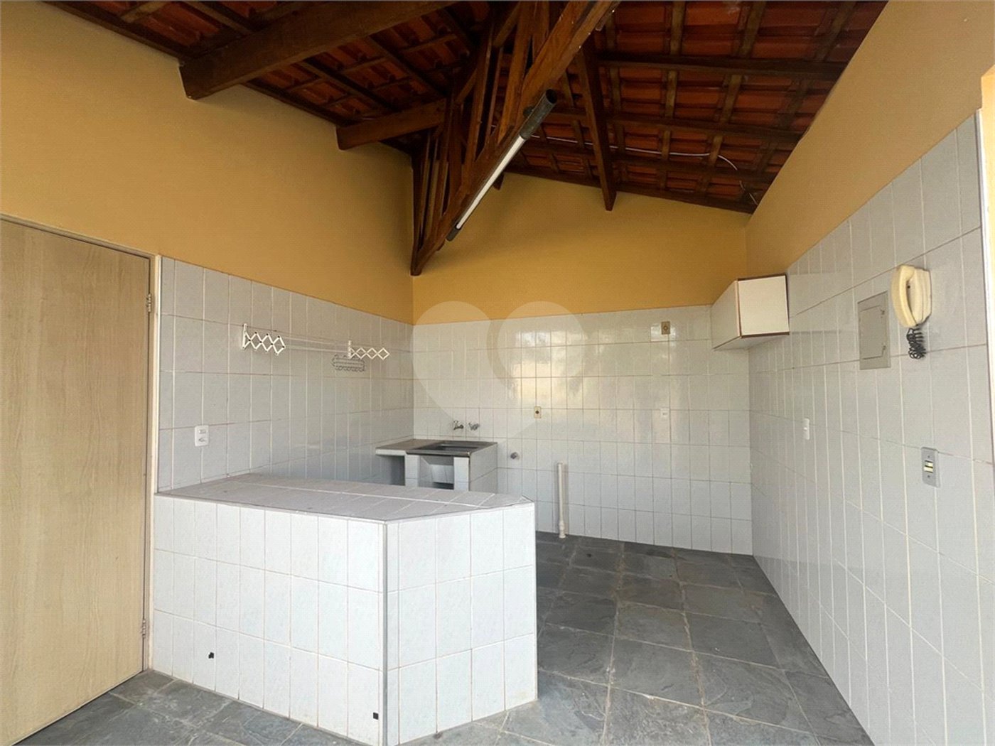Casa à venda com 5 quartos, sendo 1 suíte, no Centro, Itapetininga, SP
