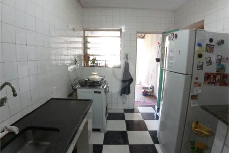 Casa à venda com 4 quartos, sendo 2 suítes, em Jardim São Paulo(zona Norte), São Paulo, SP