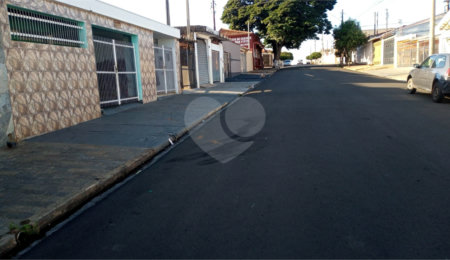 Casa à venda com 5 quartos, sendo 1 suíte,  em Vila Boa Vista 1, São Carlos, SP
