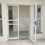 Apartamento no Condomínio Parque dos Manacás.