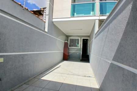Sobrado à venda com 3 quartos, sendo 1 suíte,  em Parque Vitória, São Paulo, SP